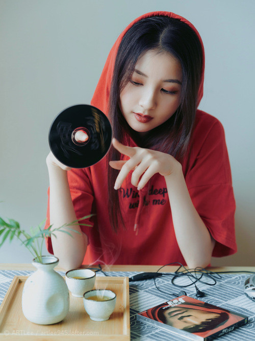 华体会登录入口-李娜告别赛场网球公开赛，李娜网球赛视频