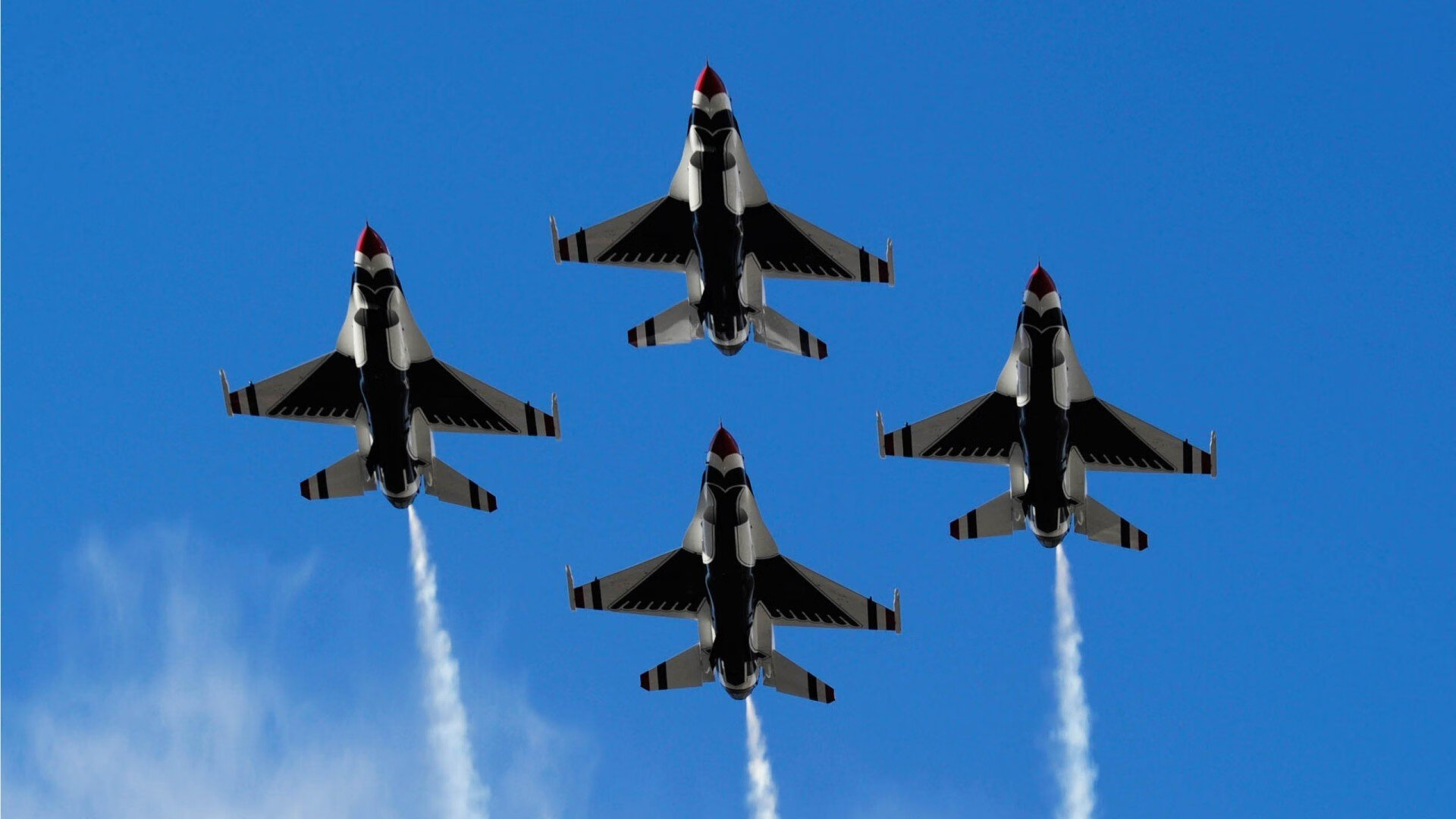 老牌劲旅完成赛季目标,稳居积分榜前列,劲旅网官方网站