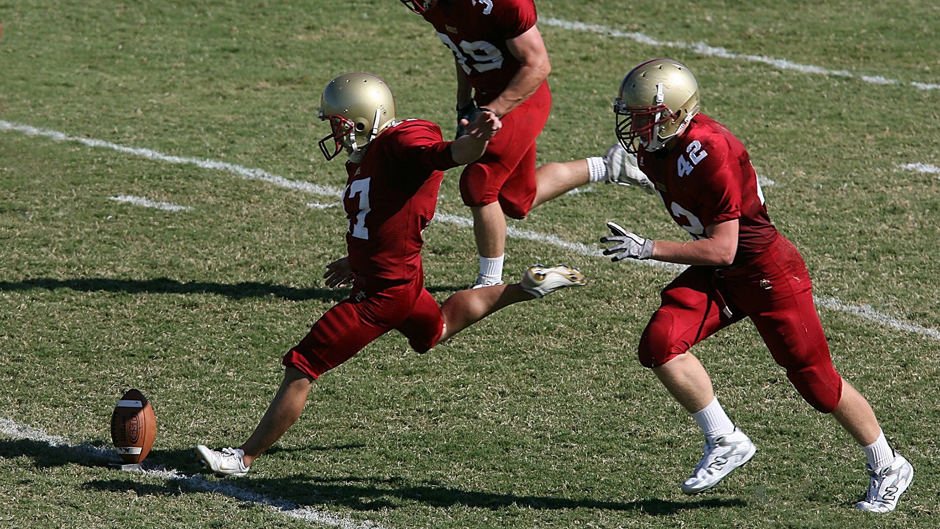 “安赫尔·巴尔博萨的全能进攻与战术素养，为阿根廷美洲狮队注入新活力”