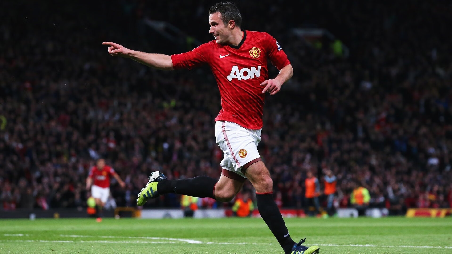 “安赫尔·巴尔博萨的球场感知与精湛技巧，为美洲狮队提供更多进攻选择”